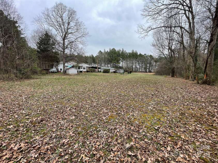 10516 Hambright Road, Huntersville, NC 28078.  MLS# CAR4234439, YatesRealty ID 17138. 