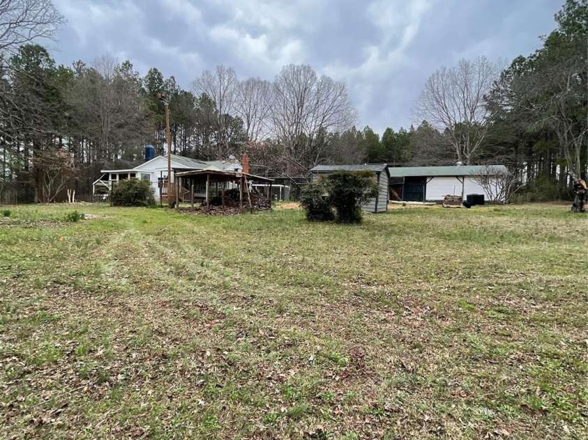 10516 Hambright Road, Huntersville, NC 28078.  MLS# CAR4234439, YatesRealty ID 17138. 