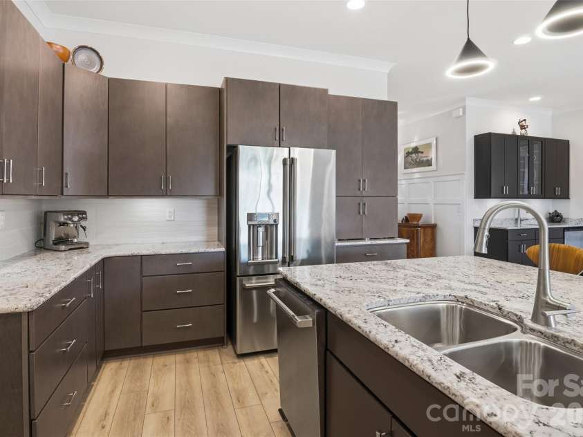 14015 Cameryn Elise Drive, Cornelius, NC 28031.  MLS# CAR4410752, YatesRealty ID 1714. 