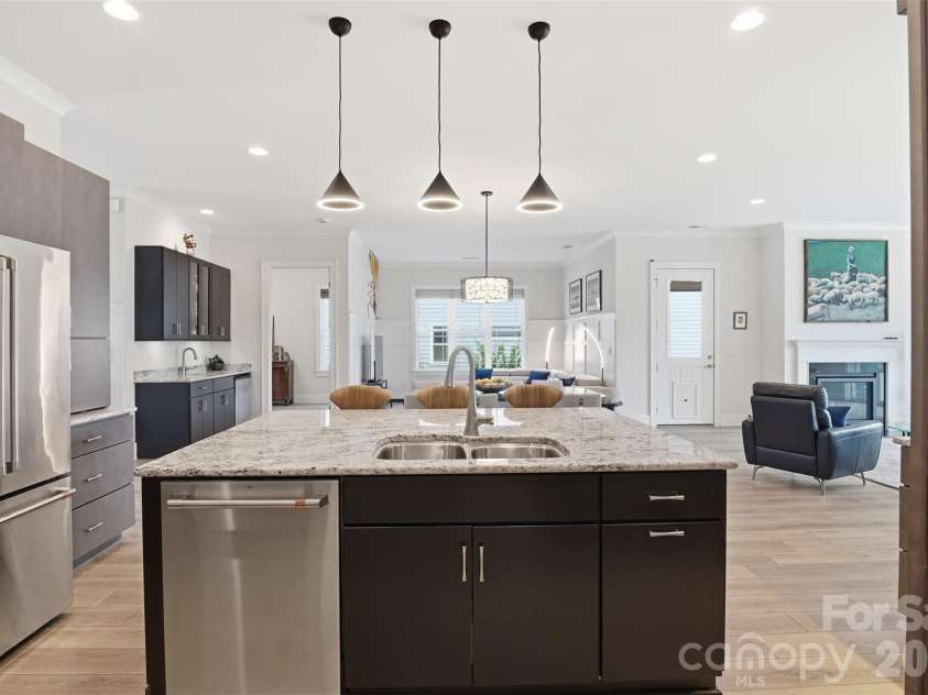 14015 Cameryn Elise Drive, Cornelius, NC 28031.  MLS# CAR4410752, YatesRealty ID 1714. 
