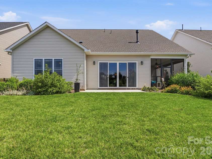 14015 Cameryn Elise Drive, Cornelius, NC 28031.  MLS# CAR4410752, YatesRealty ID 1714. 