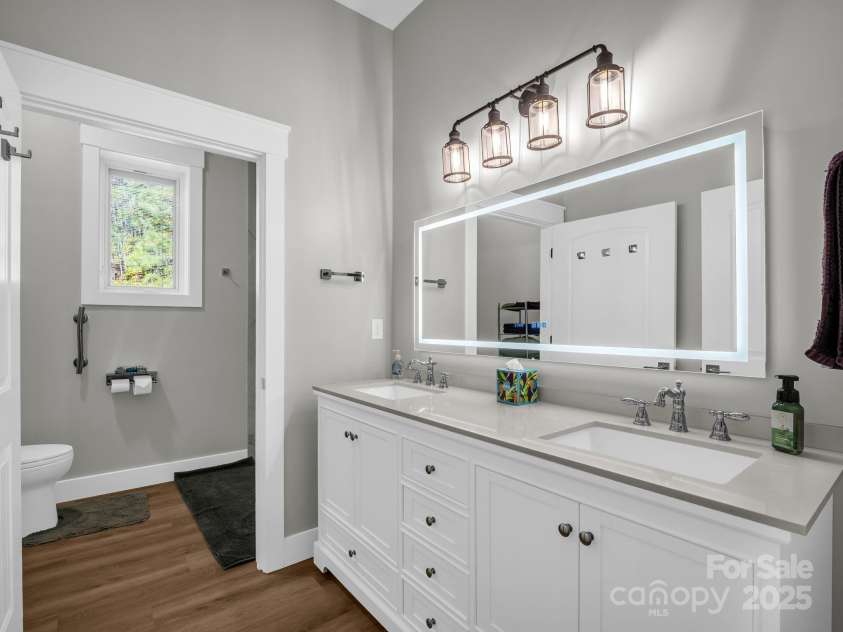 21 Rock Ridge Road, Mill Spring, NC 28756.  MLS# CAR4324696, YatesRealty ID 1714. 