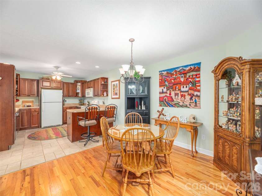 22 Cottage Loop, Waynesville, NC 28785.  MLS# CAR4364971, YatesRealty ID 17140. 