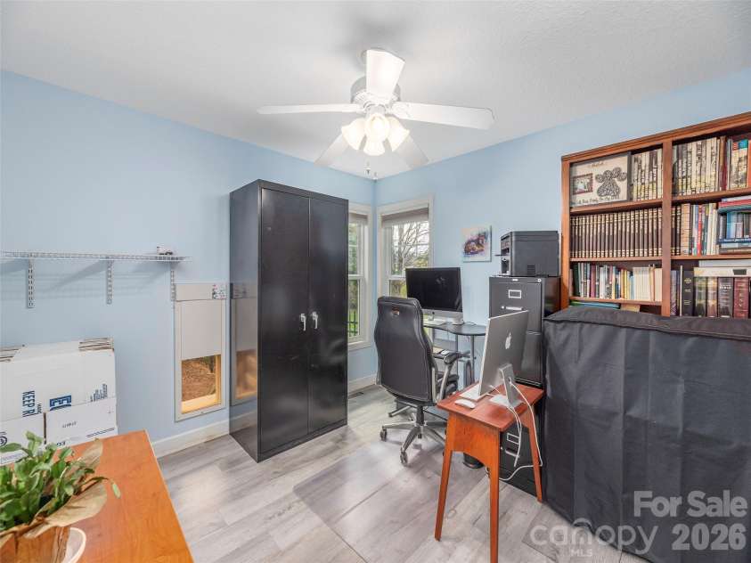 22 Cottage Loop, Waynesville, NC 28785.  MLS# CAR4364971, YatesRealty ID 17140. 