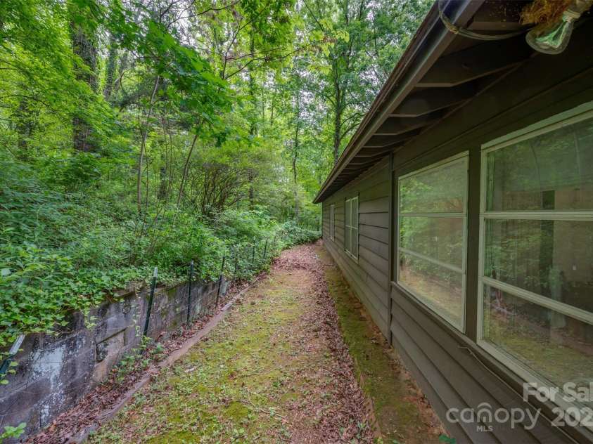 312 Page Farm Road, Tryon, NC 28782.  MLS# CAR4260407, YatesRealty ID 17144. 
