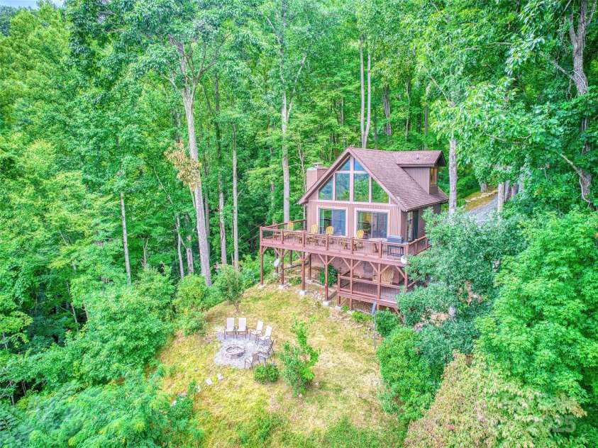 171 Jade Drive, Clyde, NC 28721.  MLS# CAR4251082, YatesRealty ID 17145. 