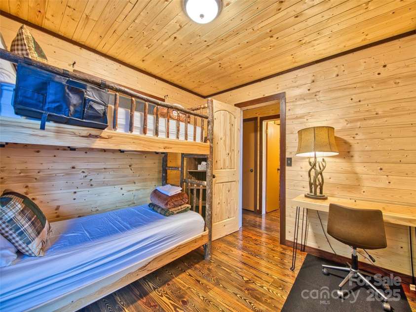 171 Jade Drive, Clyde, NC 28721.  MLS# CAR4251082, YatesRealty ID 17145. 