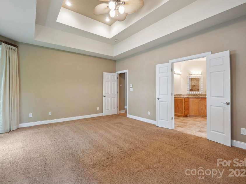 8216 Malibu Pointe Lane, Denver, NC 28037.  MLS# CAR4256470, YatesRealty ID 17146. 