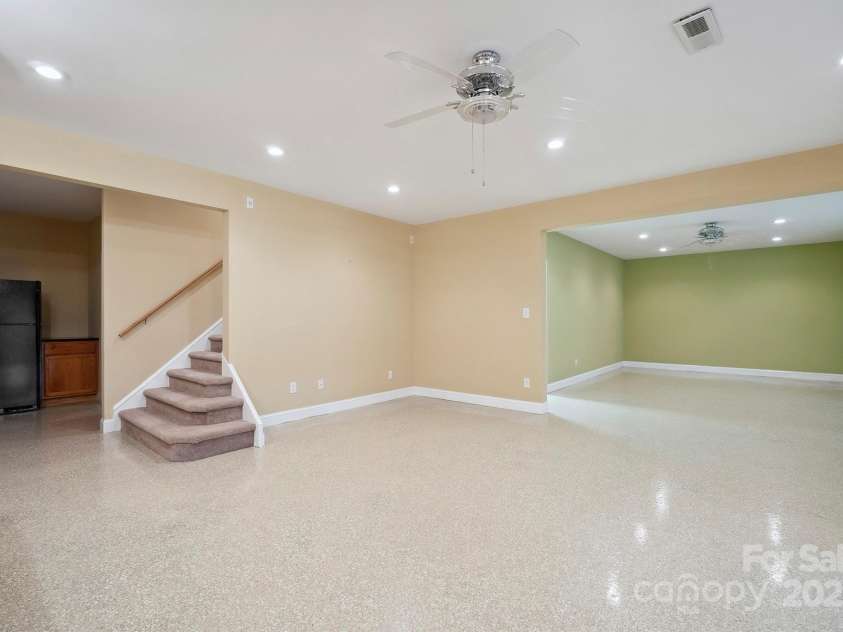 8216 Malibu Pointe Lane, Denver, NC 28037.  MLS# CAR4256470, YatesRealty ID 17146. 