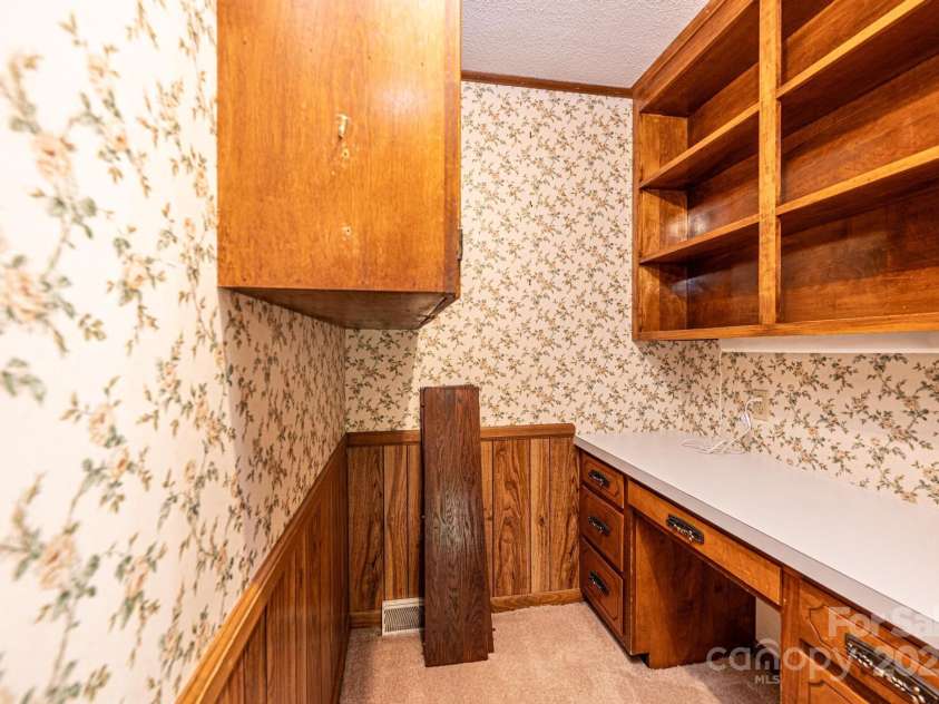 3781 Dover Street, Claremont, NC 28610.  MLS# CAR4280590, YatesRealty ID 17147. Office Area