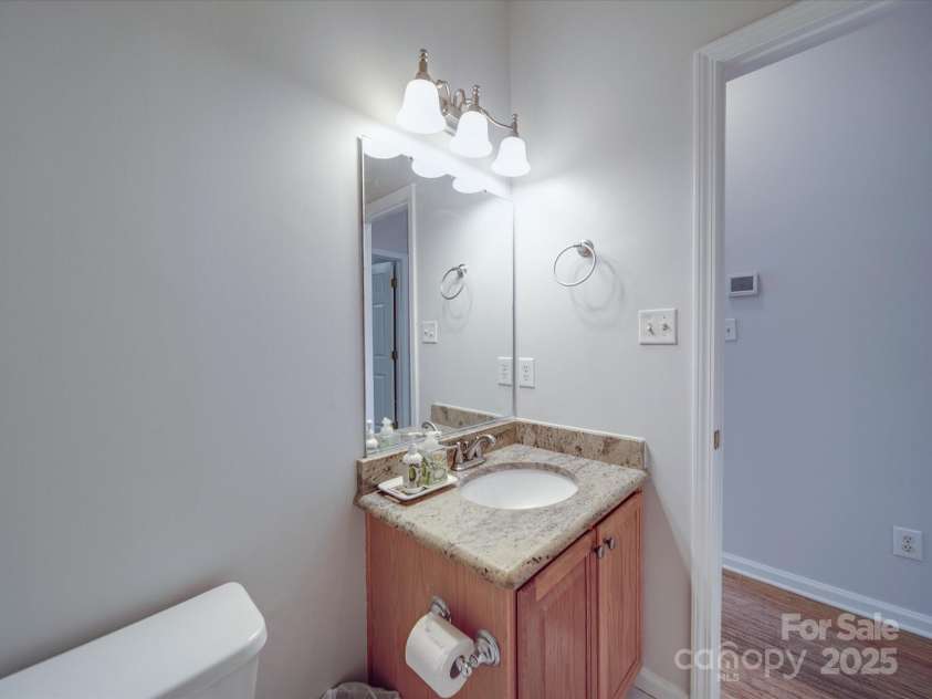 8623 Cedar Hollow Lane, Huntersville, NC 28078.  MLS# CAR4248316, YatesRealty ID 17148. Secondary Bathroom