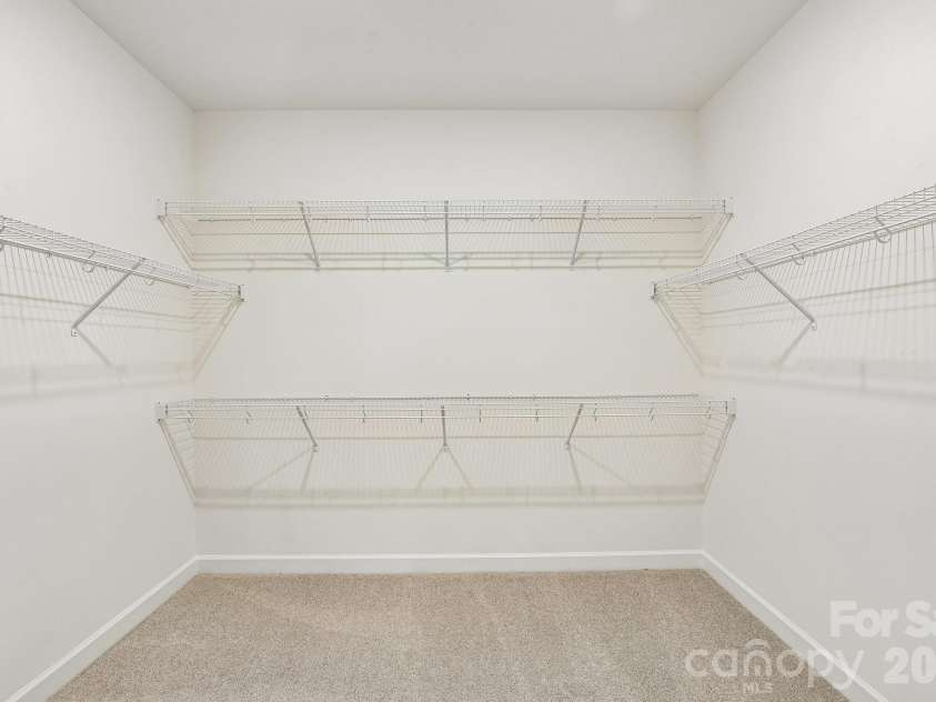 2088 Sunflower Circle, Newton, NC 28658.  MLS# CAR4375590, YatesRealty ID 17149. 