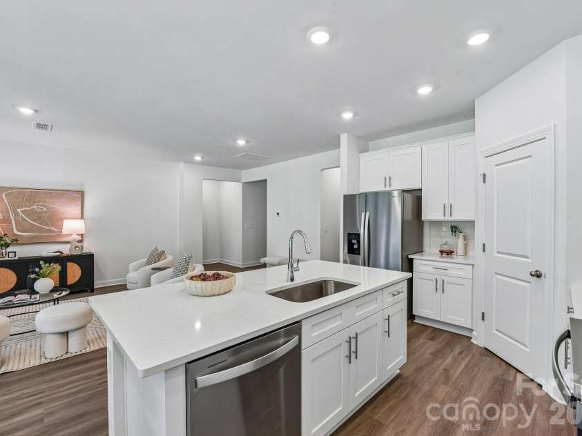 2088 Sunflower Circle, Newton, NC 28658.  MLS# CAR4375590, YatesRealty ID 17149. 