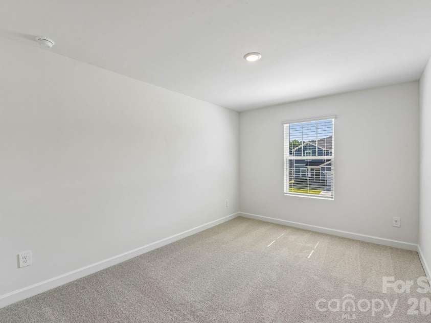2088 Sunflower Circle, Newton, NC 28658.  MLS# CAR4375590, YatesRealty ID 17149. 