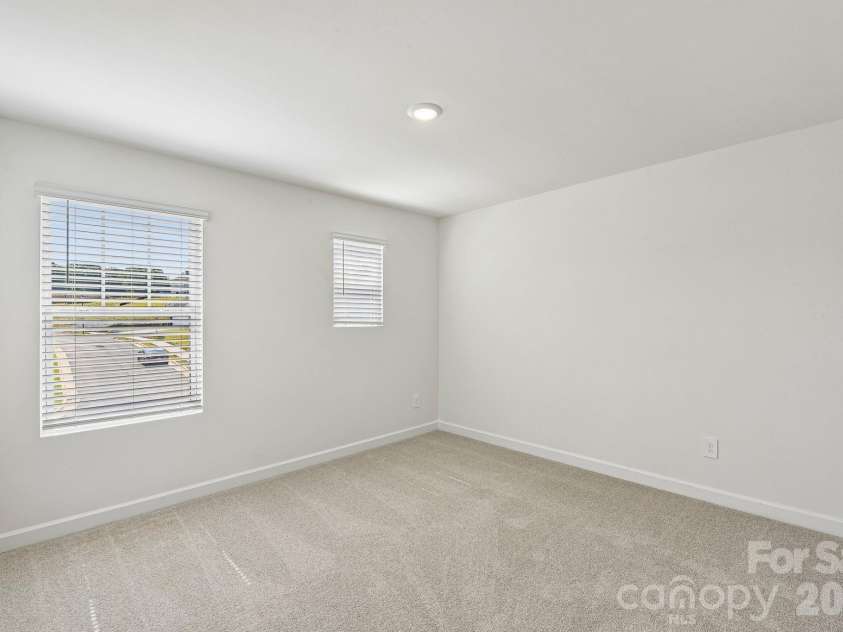 2088 Sunflower Circle, Newton, NC 28658.  MLS# CAR4375590, YatesRealty ID 17149. 