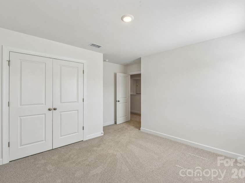 2088 Sunflower Circle, Newton, NC 28658.  MLS# CAR4375590, YatesRealty ID 17149. 