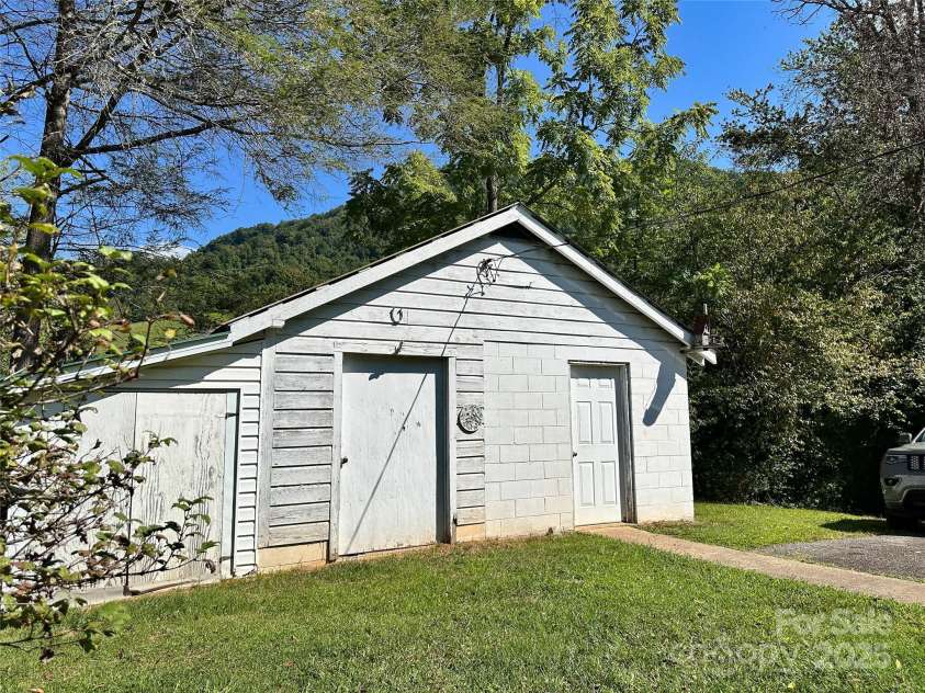 241 Canada Road, Tuckasegee, NC 28783.  MLS# CAR4297878, YatesRealty ID 1715. 