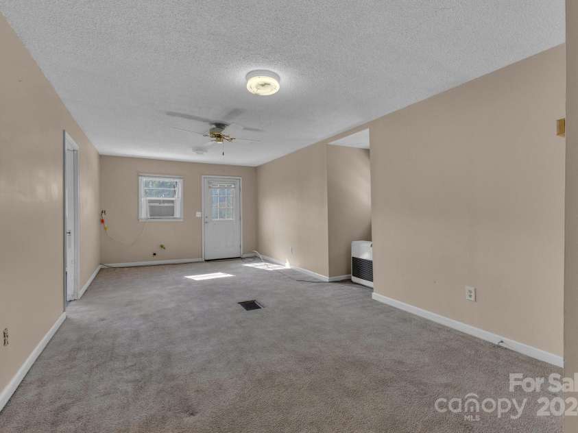 2664 Charles Teague Place, Lenoir, NC 28645.  MLS# CAR4200790, YatesRealty ID 1715. 