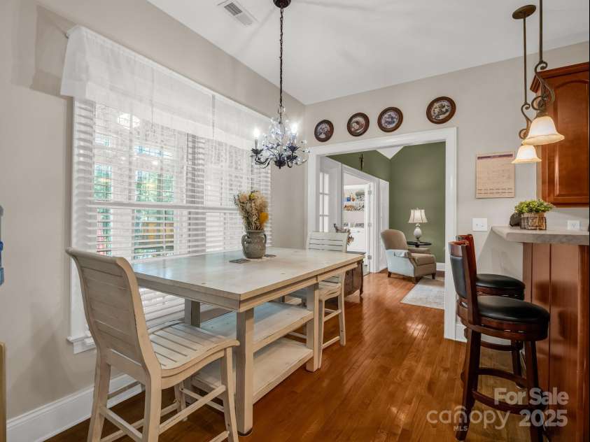 262 Woodridge Drive, Rutherfordton, NC 28139.  MLS# CAR4258071, YatesRealty ID 17150. Breakfast Nook