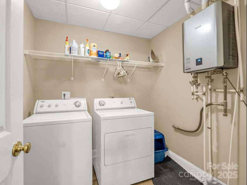 262 Woodridge Drive, Rutherfordton, NC 28139.  MLS# CAR4258071, YatesRealty ID 17150. Lower Level Laundry