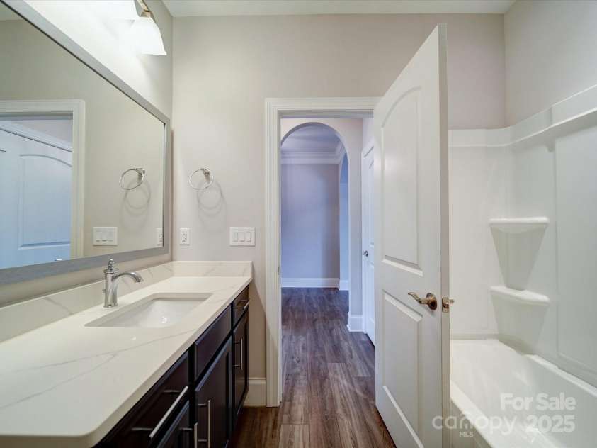 405 Newstyle Way, Gastonia, NC 28056.  MLS# CAR4256128, YatesRealty ID 17151. 