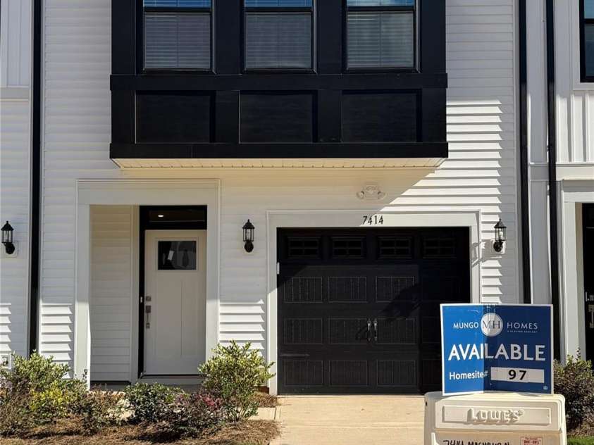 7414 Mashburn Drive, Charlotte, NC 28269.  MLS# CAR4429851, YatesRealty ID 17152. 