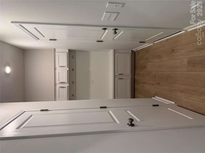 7414 Mashburn Drive, Charlotte, NC 28269.  MLS# CAR4429851, YatesRealty ID 17152. 