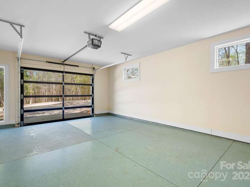 3249 Ivey Creek Road, Maiden, NC 28650.  MLS# CAR4241380, YatesRealty ID 17153. 