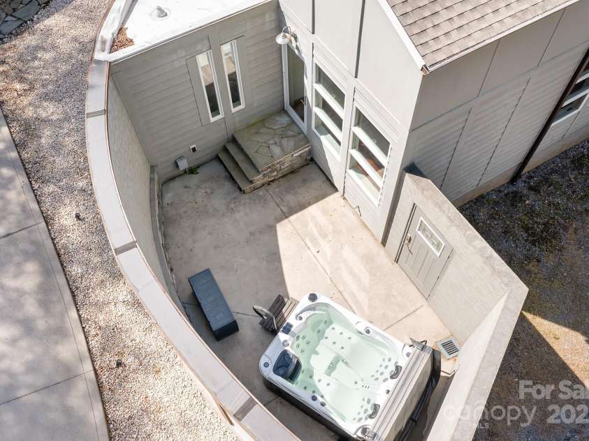 3249 Ivey Creek Road, Maiden, NC 28650.  MLS# CAR4241380, YatesRealty ID 17153. 