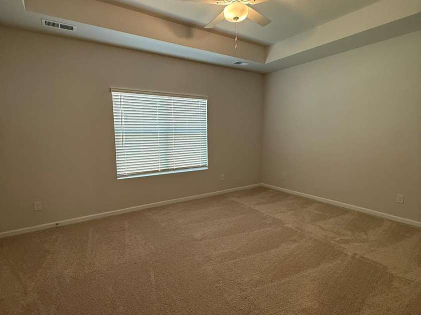 6340 Abelia Avenue, Charlotte, NC 28269.  MLS# CAR4362681, YatesRealty ID 17154. 