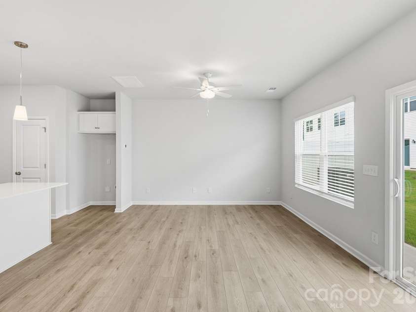 6340 Abelia Avenue, Charlotte, NC 28269.  MLS# CAR4410219, YatesRealty ID 17154. 