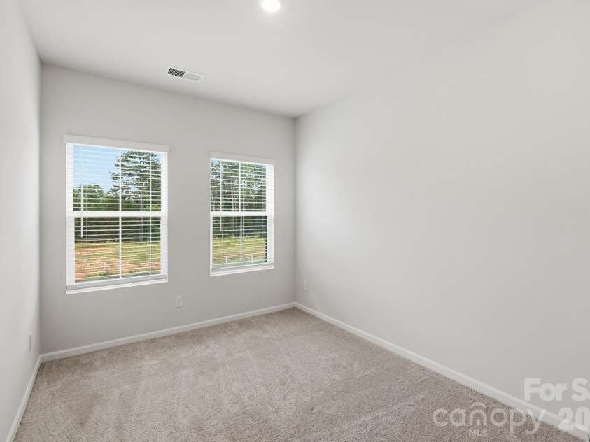 6340 Abelia Avenue, Charlotte, NC 28269.  MLS# CAR4410219, YatesRealty ID 17154. 