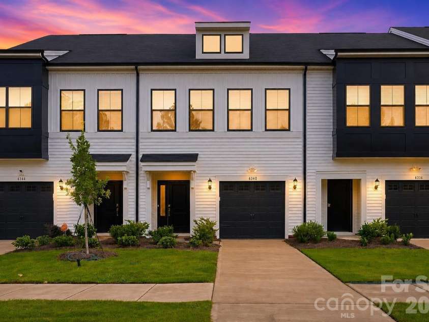 6340 Abelia Avenue, Charlotte, NC 28269.  MLS# CAR4410219, YatesRealty ID 17154. 