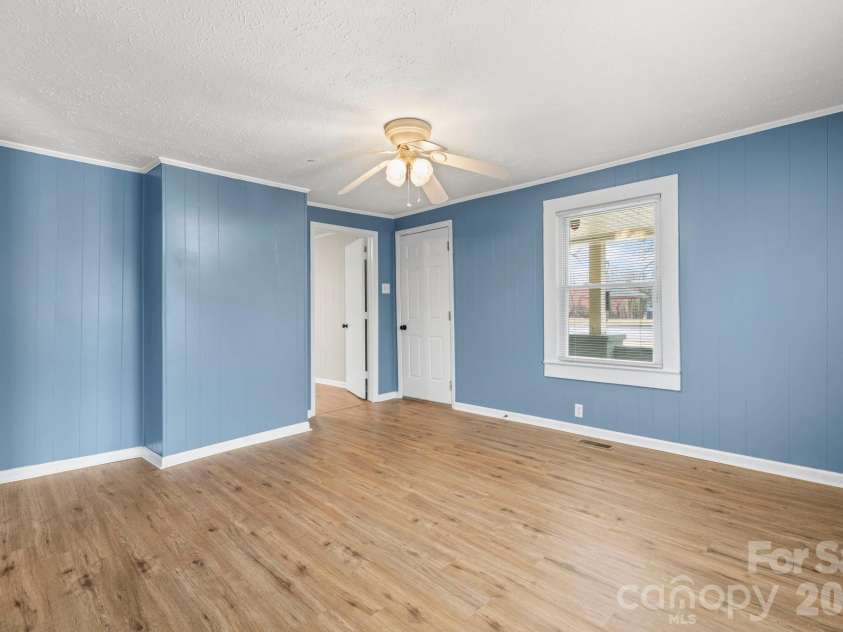 626 Concord Street, Morganton, NC 28655.  MLS# CAR4334214, YatesRealty ID 17156. 
