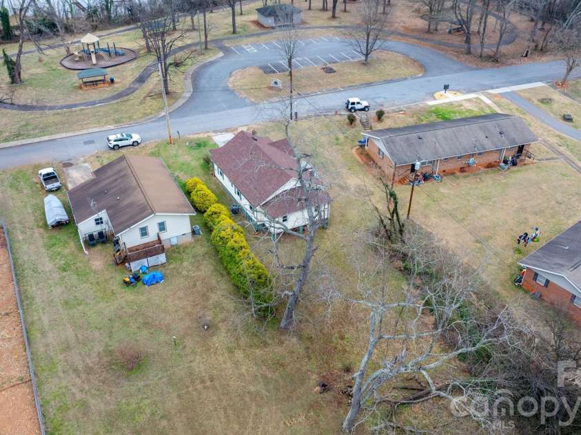626 Concord Street, Morganton, NC 28655.  MLS# CAR4334214, YatesRealty ID 17156. 