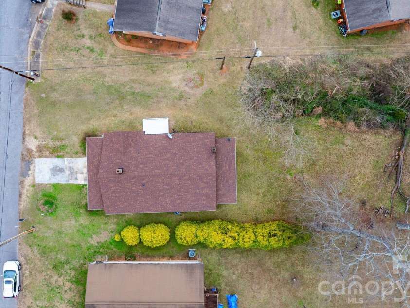 626 Concord Street, Morganton, NC 28655.  MLS# CAR4334214, YatesRealty ID 17156. 