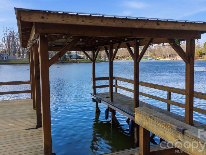 3920 Old Mountain Road, Lexington, NC 27292.  MLS# CAR4358907, YatesRealty ID 17158. 