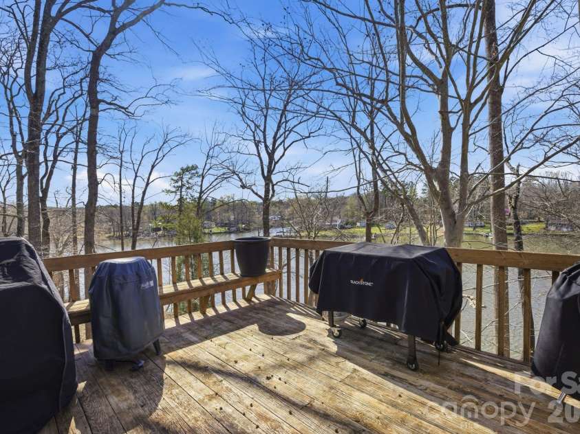 3920 Old Mountain Road, Lexington, NC 27292.  MLS# CAR4358907, YatesRealty ID 17158. 
