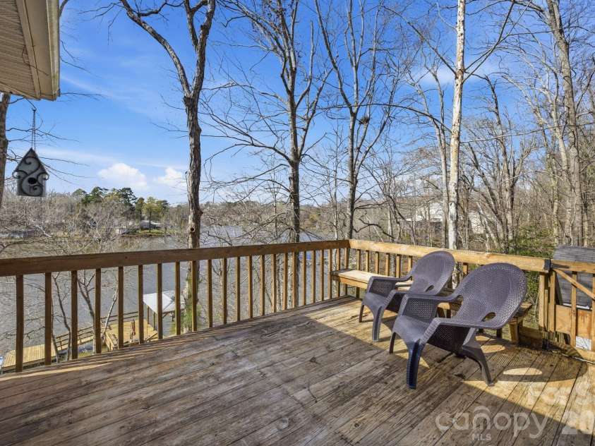3920 Old Mountain Road, Lexington, NC 27292.  MLS# CAR4358907, YatesRealty ID 17158. 