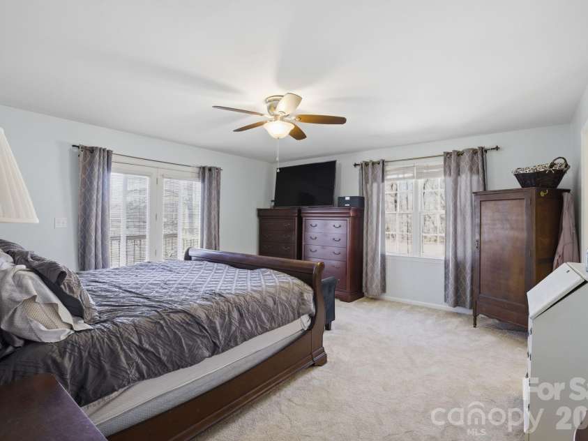 3920 Old Mountain Road, Lexington, NC 27292.  MLS# CAR4358907, YatesRealty ID 17158. 