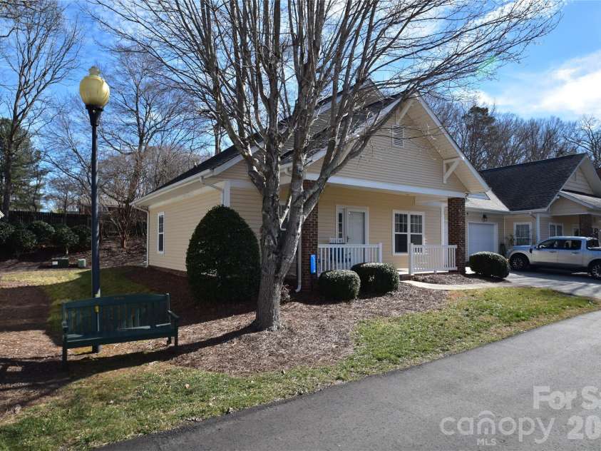 2331 Granville Place, Monroe, NC 28110.  MLS# CAR4346911, YatesRealty ID 17159. 