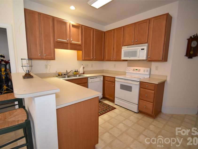 2331 Granville Place, Monroe, NC 28110.  MLS# CAR4346911, YatesRealty ID 17159. 