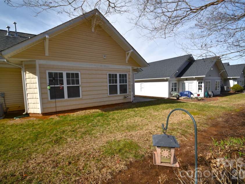 2331 Granville Place, Monroe, NC 28110.  MLS# CAR4346911, YatesRealty ID 17159. 