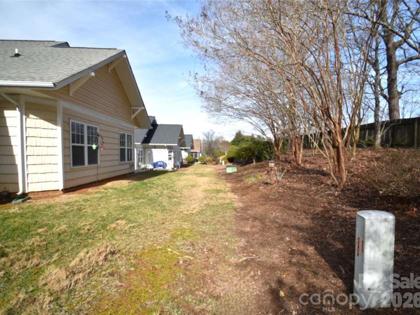 2331 Granville Place, Monroe, NC 28110.  MLS# CAR4346911, YatesRealty ID 17159. 