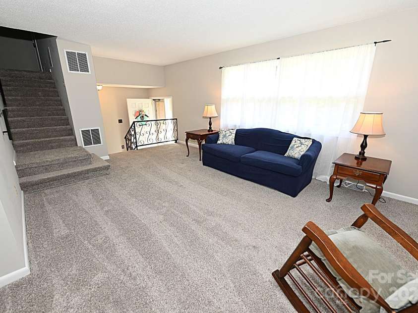 3211 Hollyhill Circle, Valdese, NC 28690.  MLS# CAR4174468, YatesRealty ID 1716. 