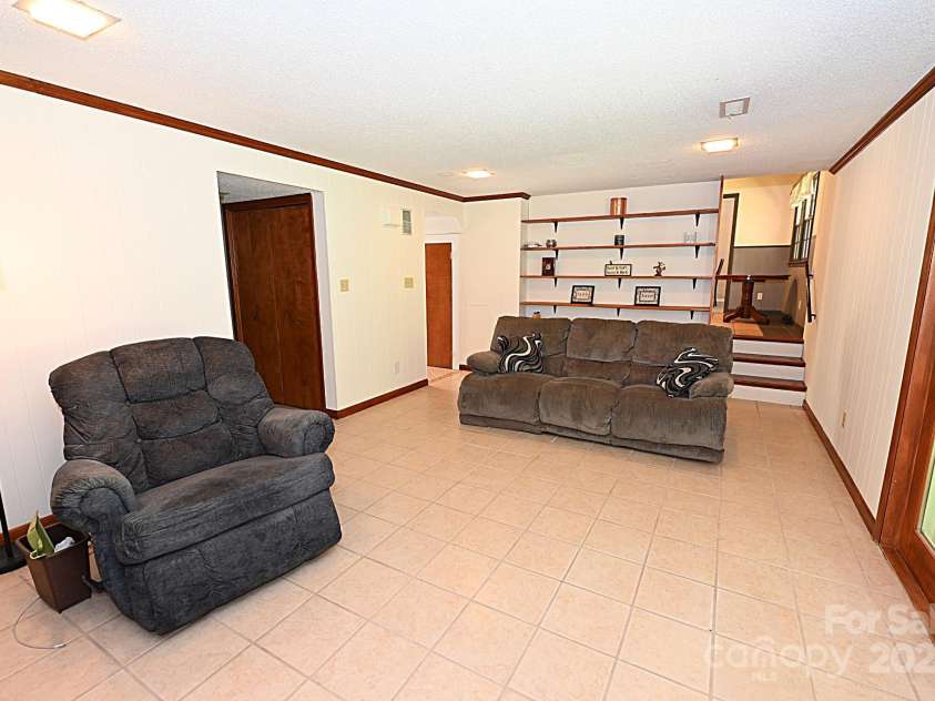 3211 Hollyhill Circle, Valdese, NC 28690.  MLS# CAR4174468, YatesRealty ID 1716. 