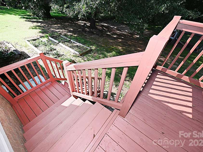 3211 Hollyhill Circle, Valdese, NC 28690.  MLS# CAR4174468, YatesRealty ID 1716. 