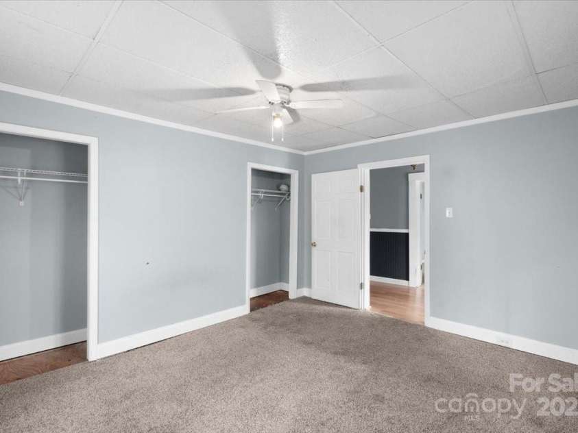 203 Jackson Street, Fort Mill, SC 29715.  MLS# CAR4240343, YatesRealty ID 17162. 