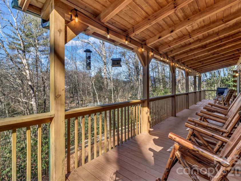 45 Ginger Lane, Waynesville, NC 28785.  MLS# CAR4392741, YatesRealty ID 17164. 