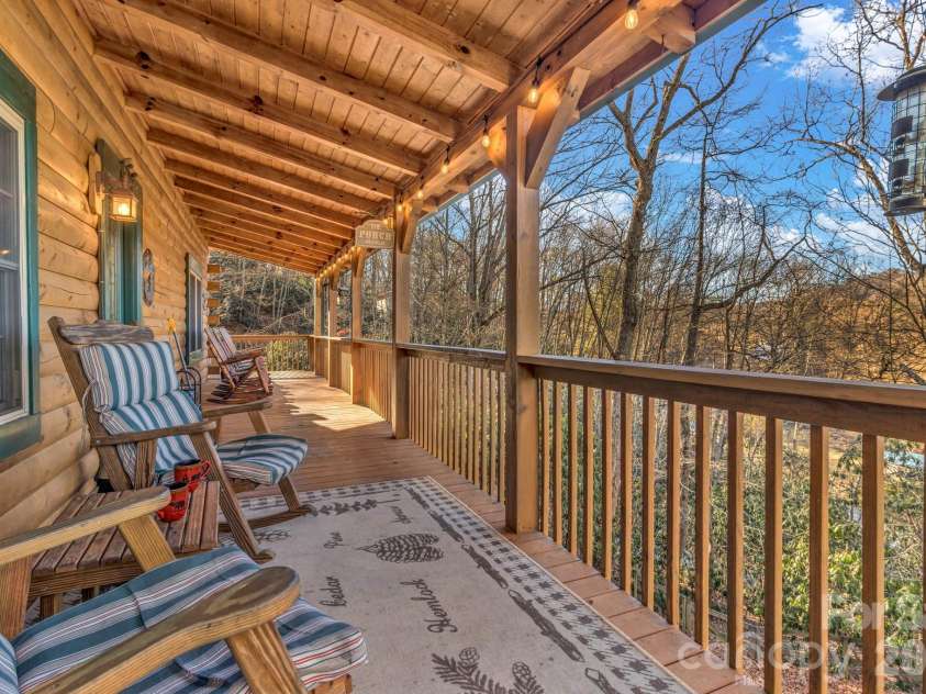45 Ginger Lane, Waynesville, NC 28785.  MLS# CAR4392741, YatesRealty ID 17164. 